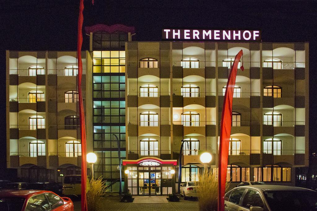 באד פיסינג Appartmenthaus Thermenhof מראה חיצוני תמונה